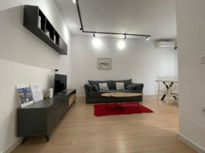 DownTown View Modern Apartment